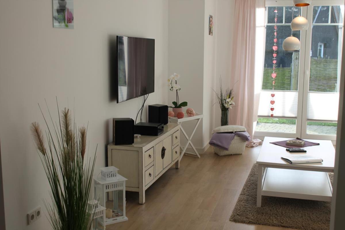 Ferienwohnung Asia In Born Exterior photo